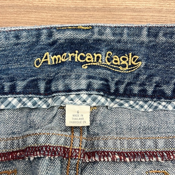 American Eagle Vintage Distressed Mini Jean Skirt Size 6 - Picture 4 of 8